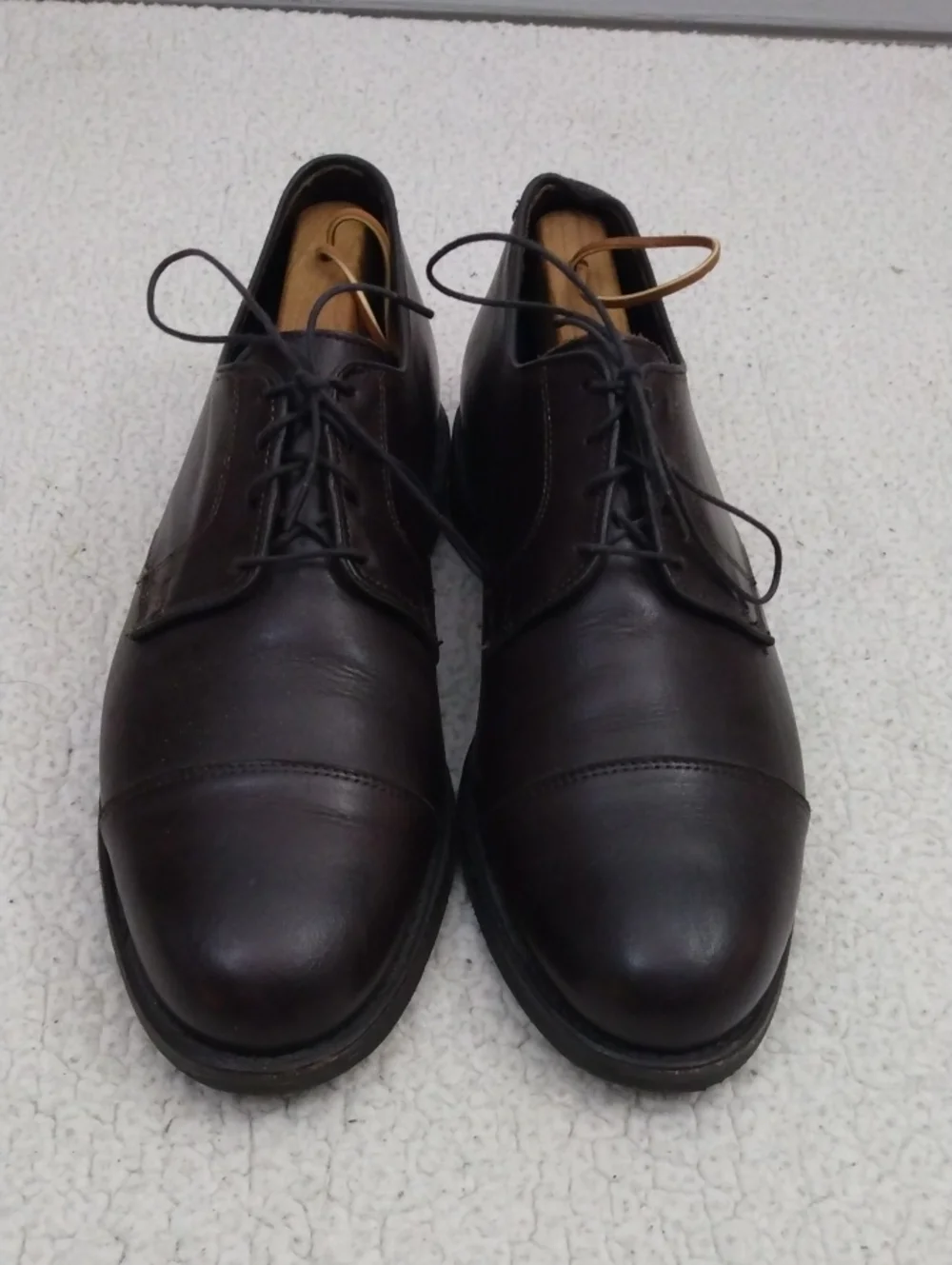 Like New Allen Edmonds Dark Brown Leather Derby Road Warriors Shoes